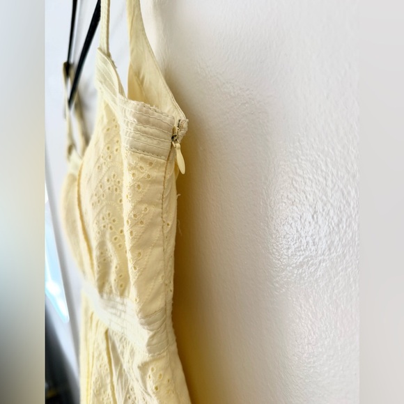 Butter Yellow Sundress Calvin Klein Womens 4 - Eyelet Pleated Cotton Cottagecore - Picture 2 of 16